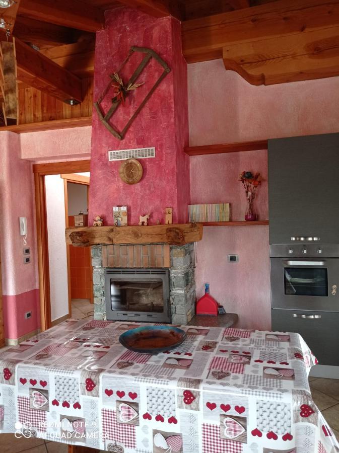 Torrent Du Chateau Casa Vacanze Aosta Exterior foto